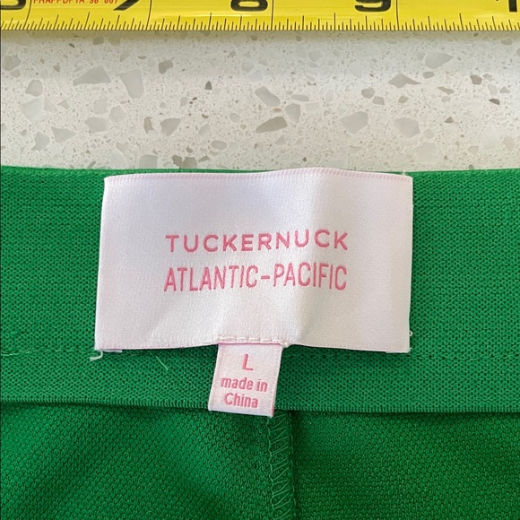 Tuckernuck Bright Green Cropped Flare Pants - Picture 6 of 9